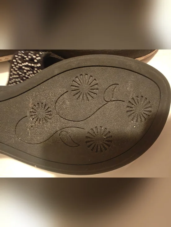 Mountain Sole Black Wedge Bling Beaded slide comfort flip flop sandal Measure 10 - Picture 9 of 11